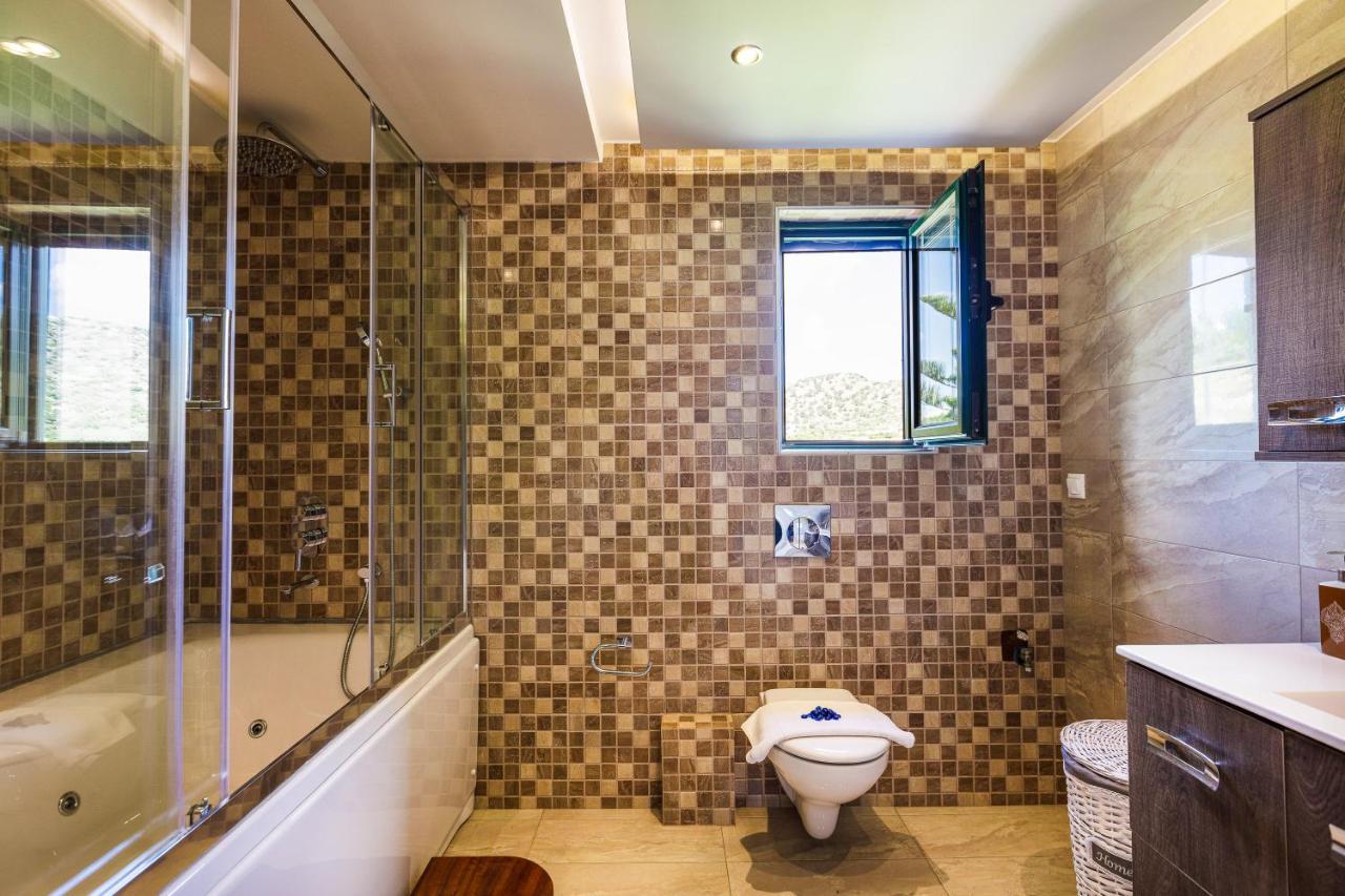 Alonia Villa, Refined Living With 50M2 Private Pool, By Thinkvilla Melidhonion  Ngoại thất bức ảnh